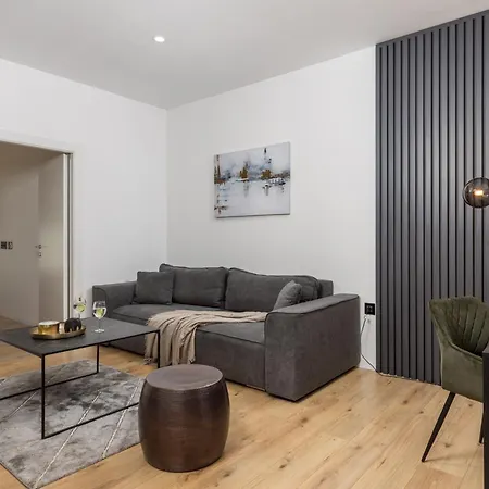 Cosy&lux On Main Square, Korzo Риека