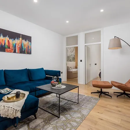 Cosy&lux On Main Square, Korzo Apartment