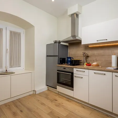 Cosy&lux On Main Square, Korzo Appartement Rijeka