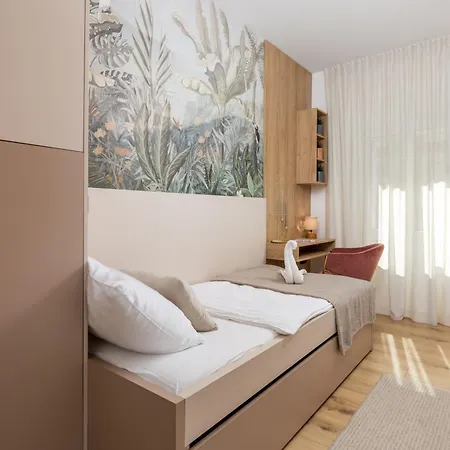 Cosy&lux On Main Square, Korzo דירה רייקה