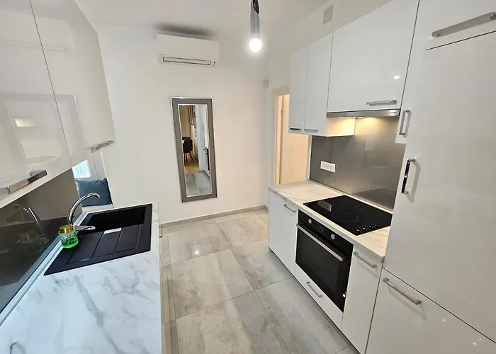 Cosy&lux On Main Square, Korzo Apartman